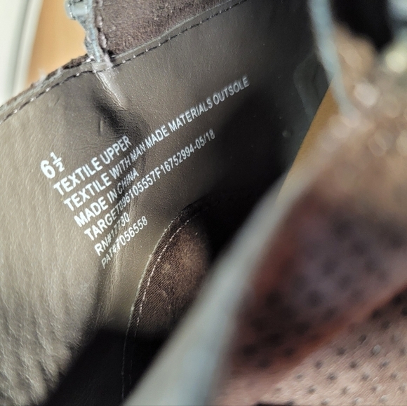 Universal Threads Dylan Faux Suede Ankle Boots Size 6.5 - Picture 13 of 15